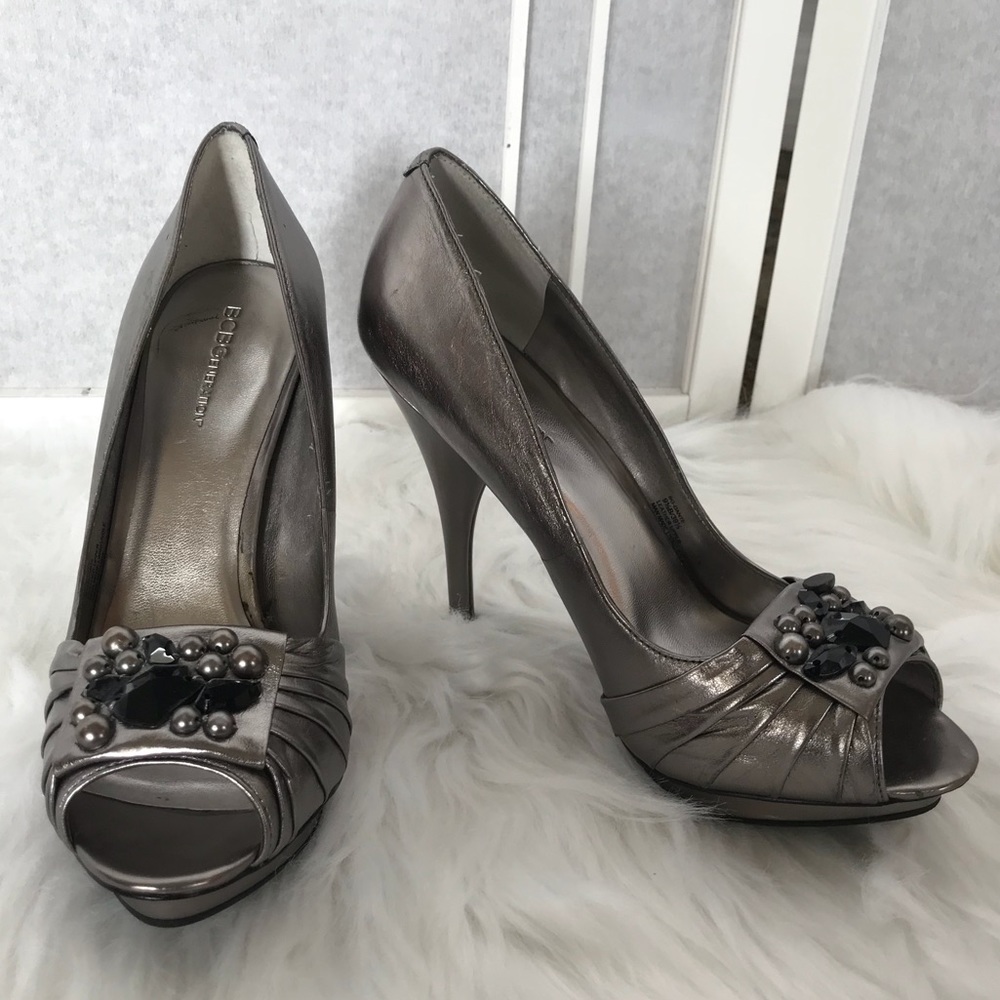 ▪️Like New▪️BCBG Jewel Embellished Platform Heels